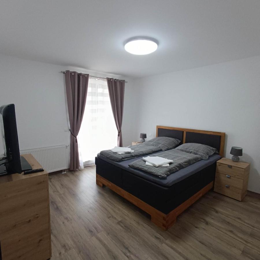 Neue, Moderne Penthousewohnung Σιγκισοάρα Εξωτερικό φωτογραφία